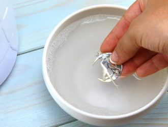 Как почистить серебро